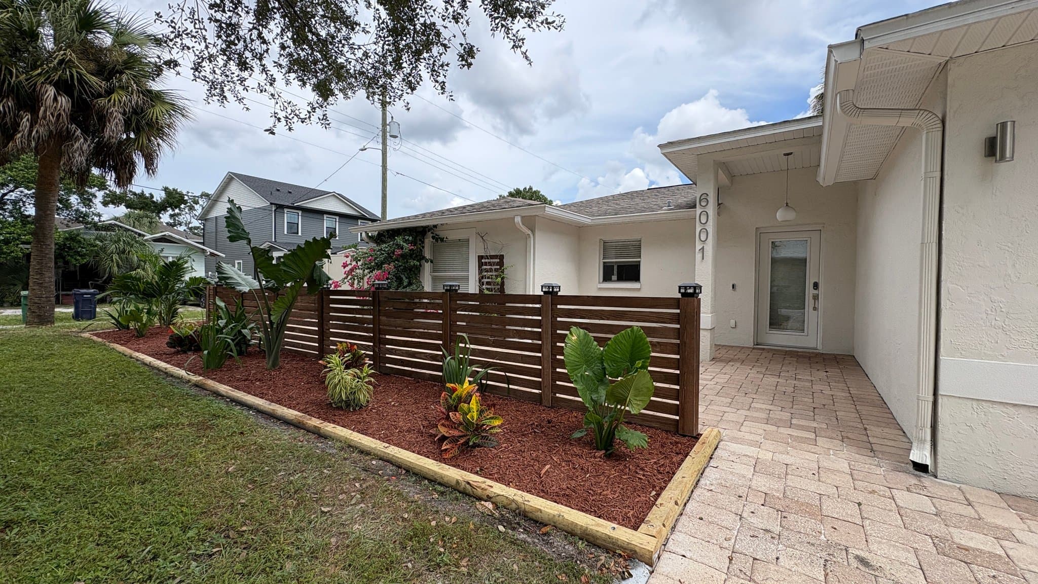 Tampa House: 6001 N. Lynn Ave