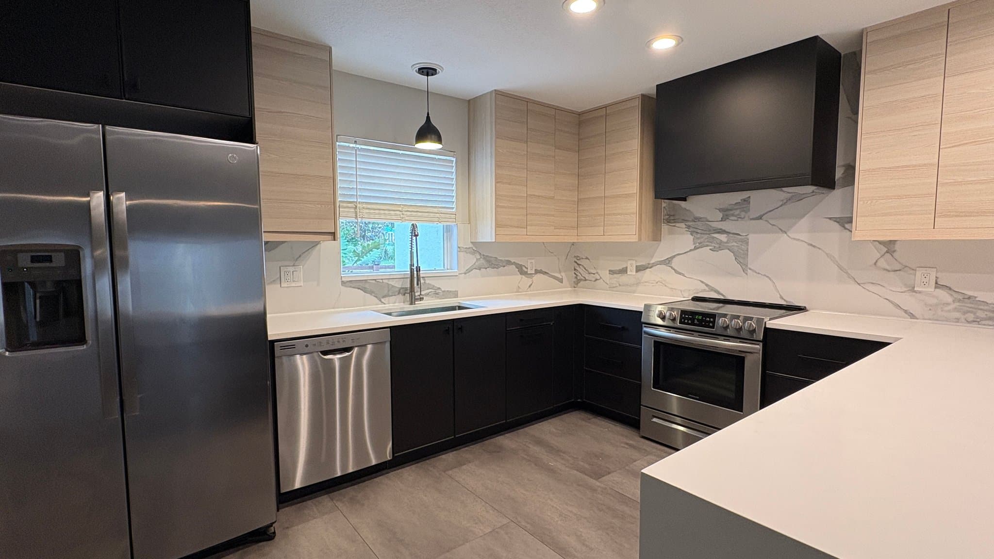 Tampa House: 6001 N. Lynn Ave