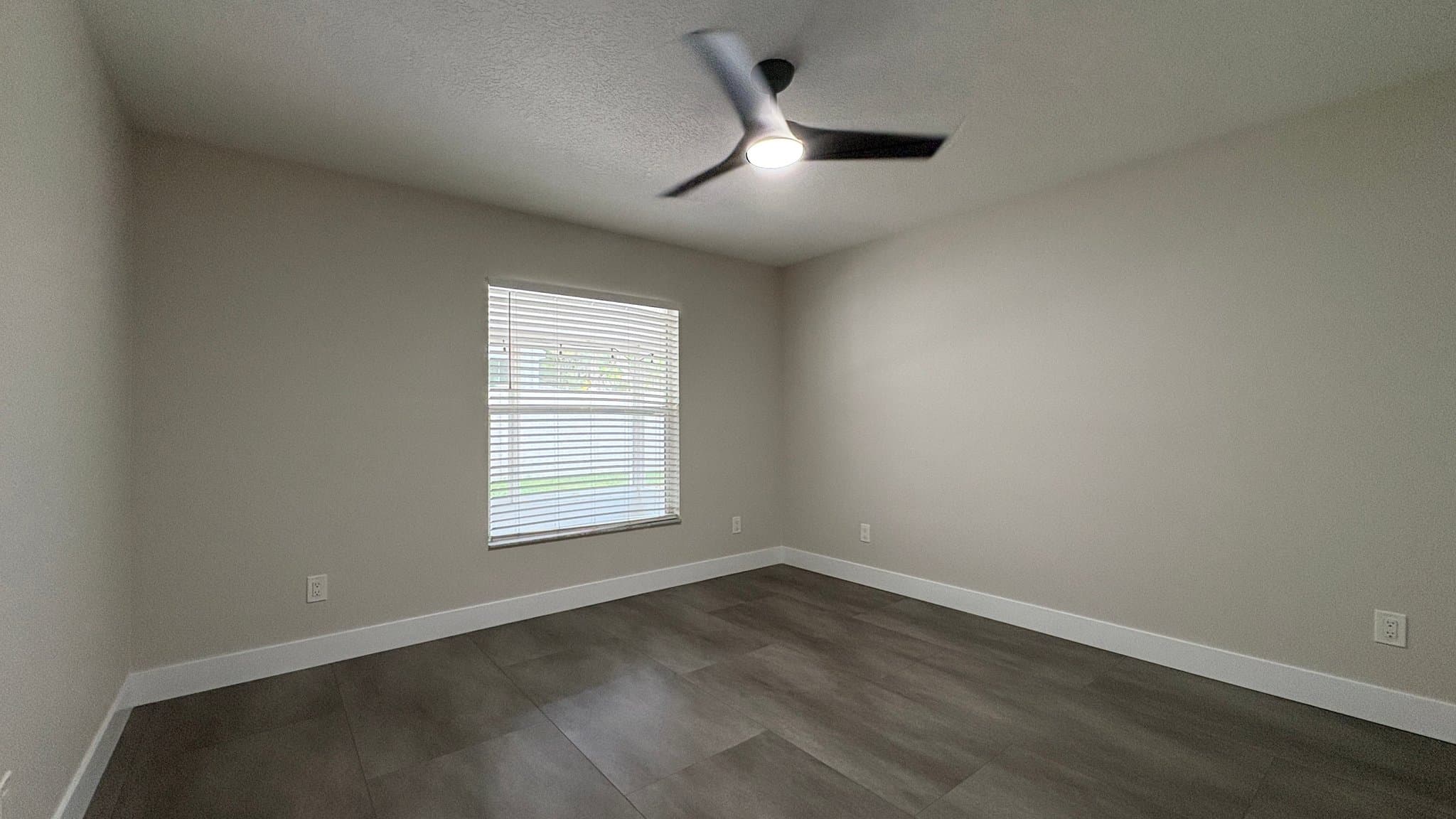 Tampa House: 6001 N. Lynn Ave