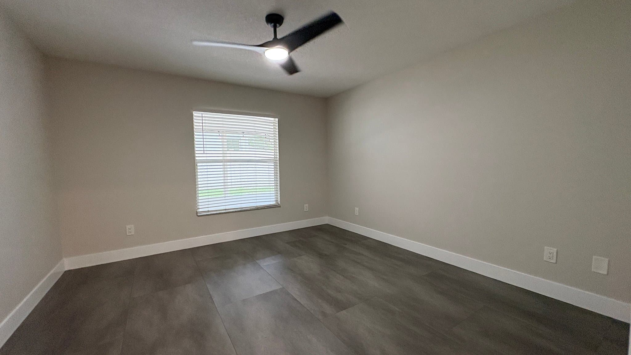 Tampa House: 6001 N. Lynn Ave