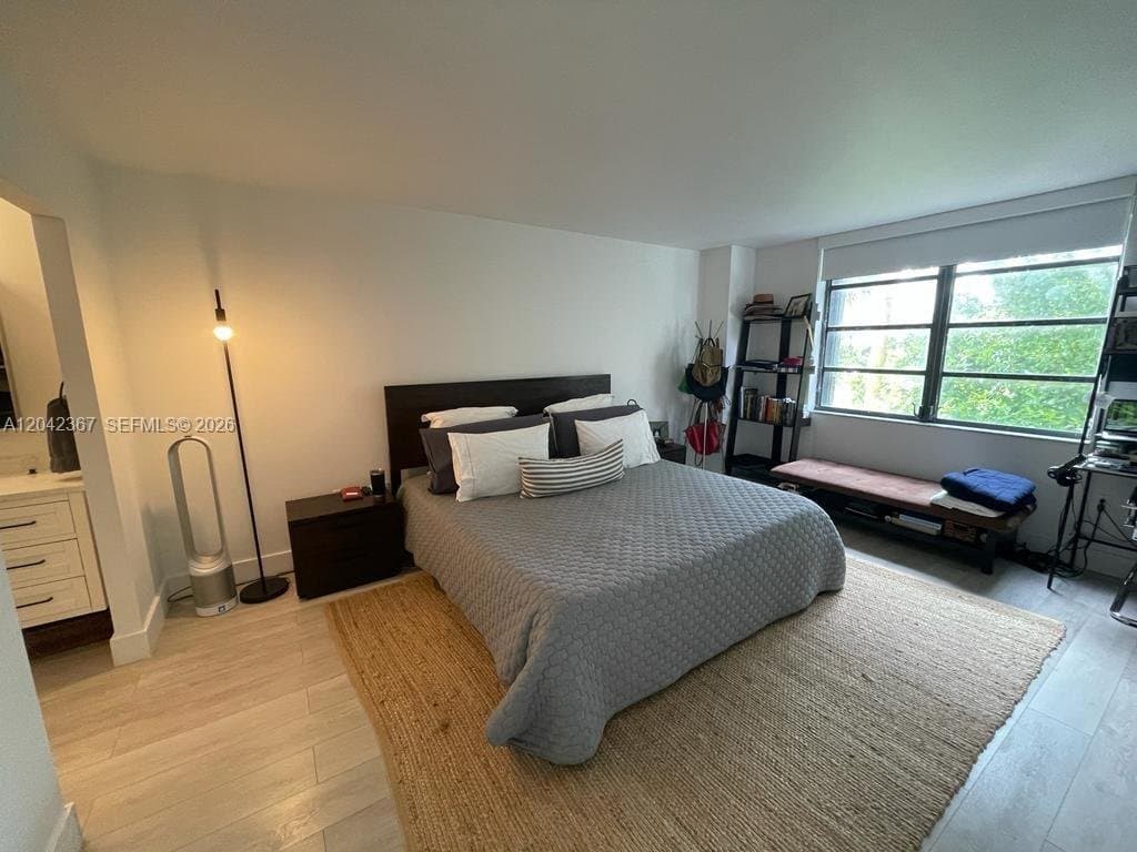 Miami Condo: 2333 Brickell Ave