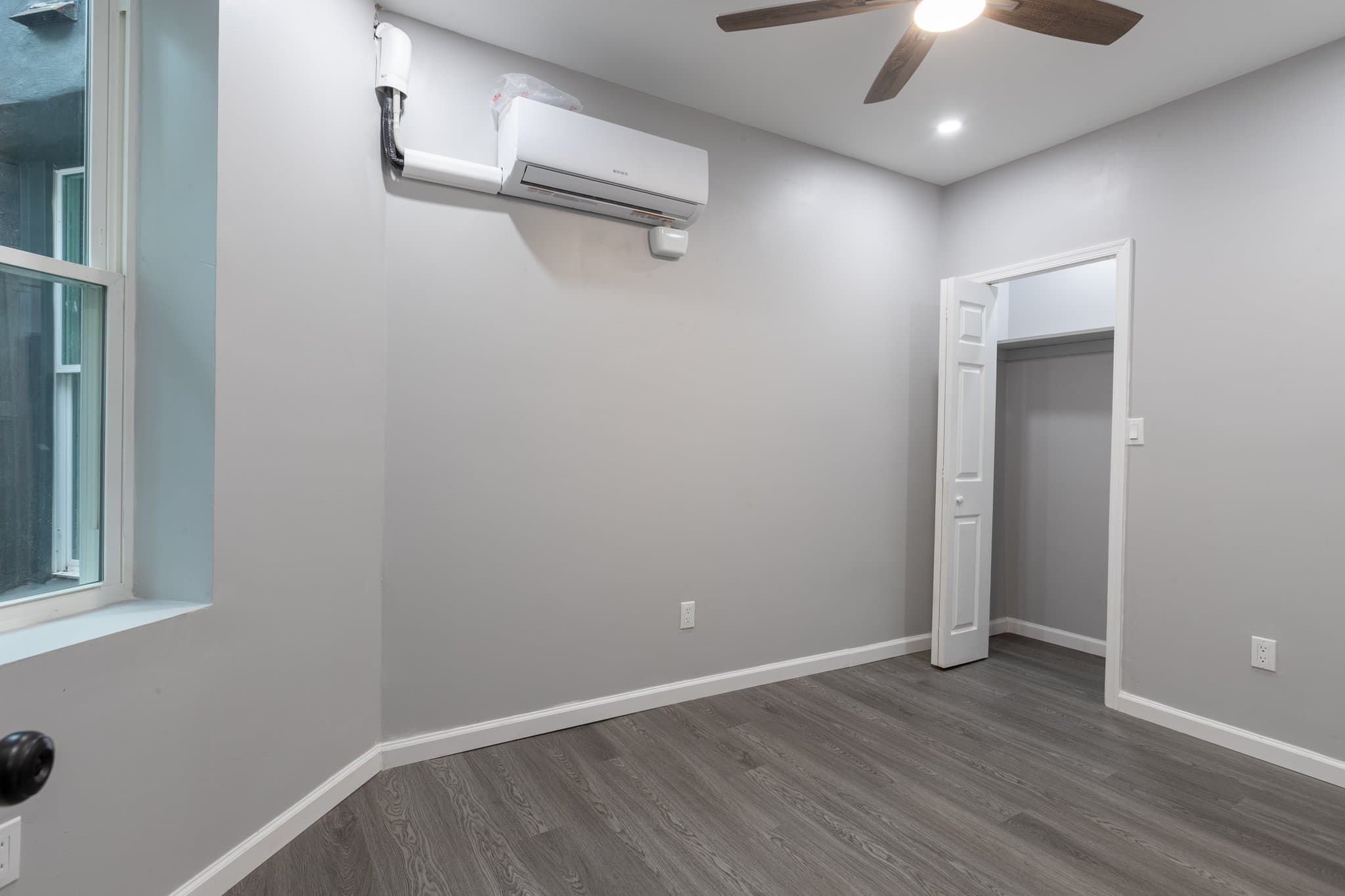 Philadelphia Townhome: 1615 S Conestoga