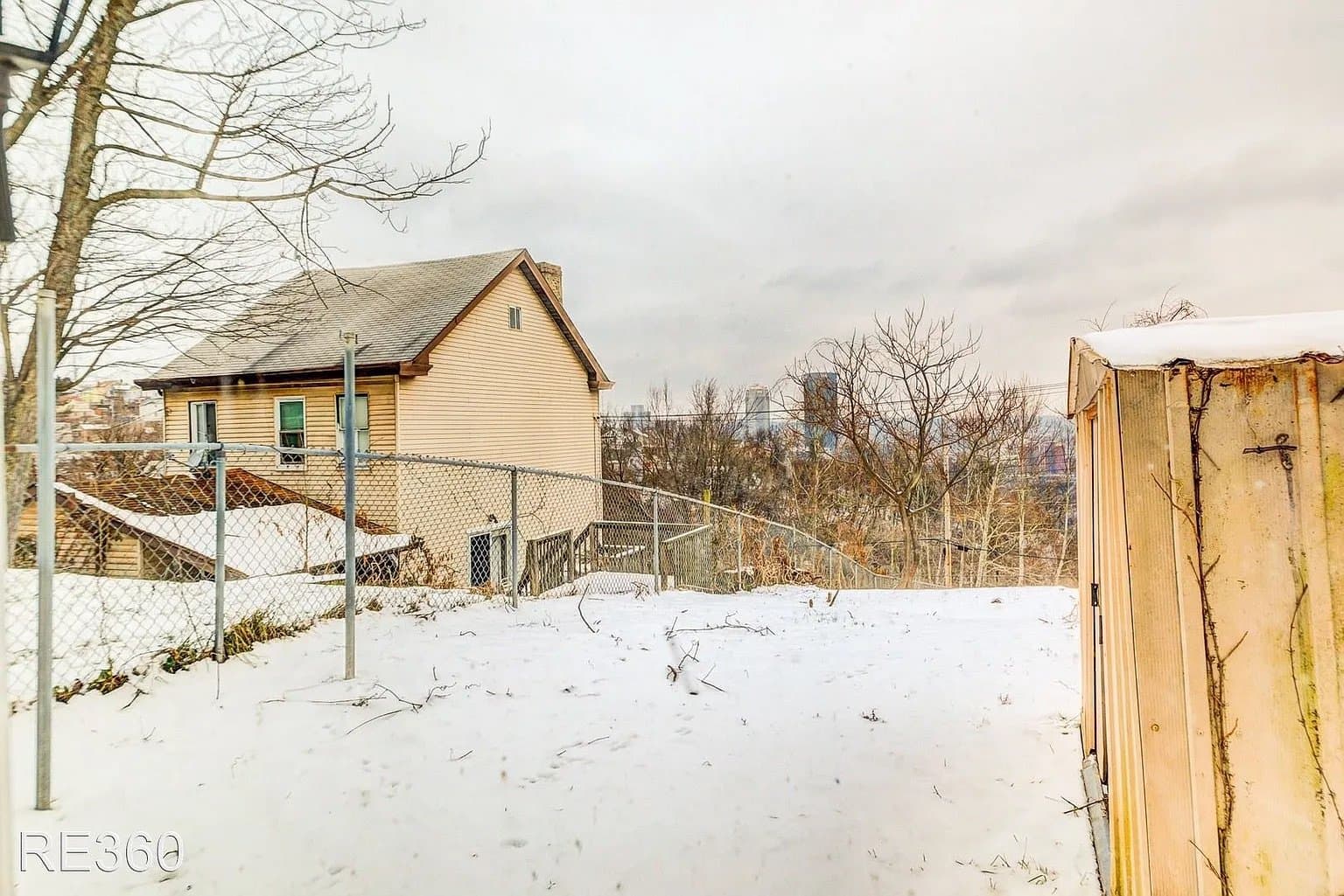 Pittsburgh House: 979 Manton Way