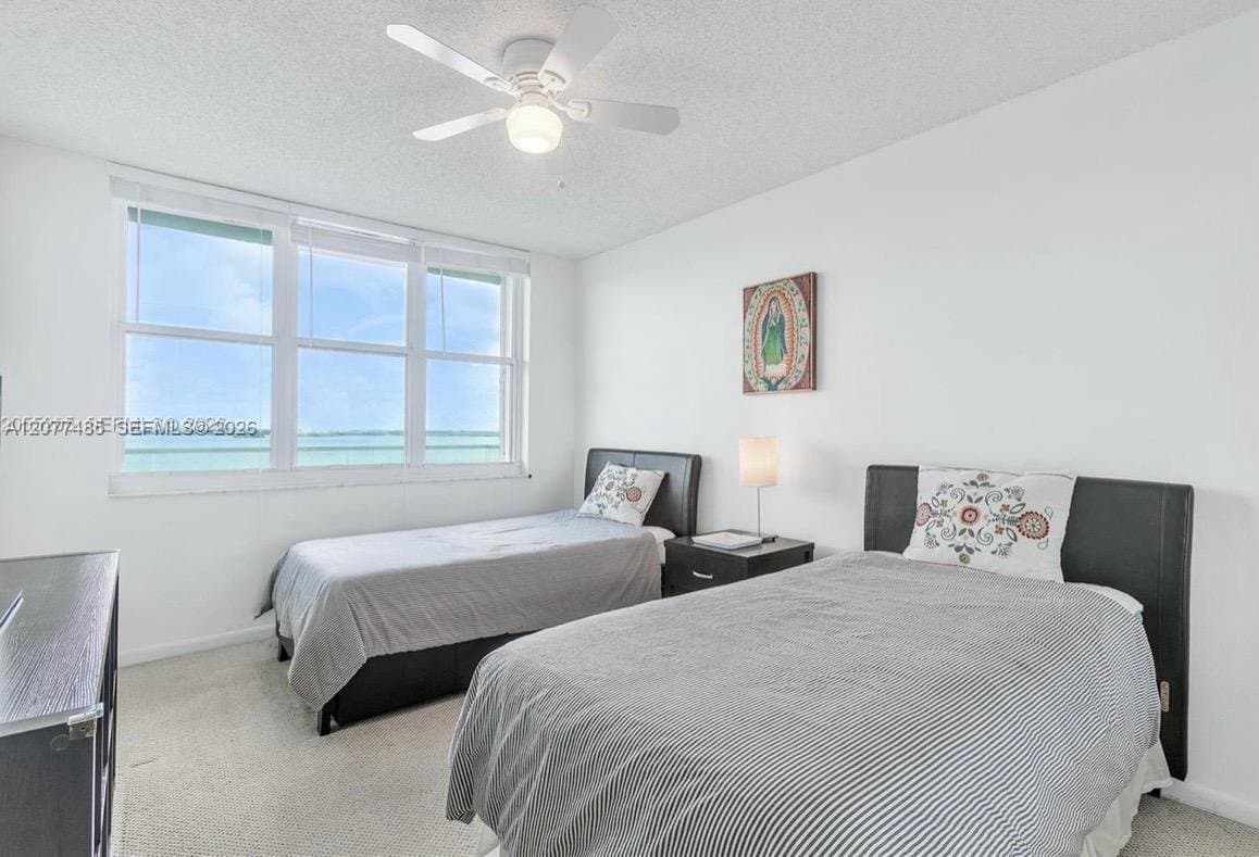Miami Condo: 800 Claughton Island Dr