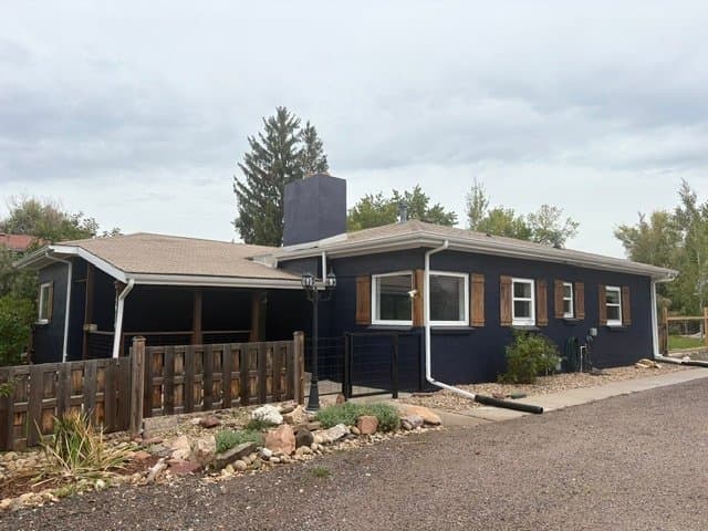 Arvada House: 5974 W 69th Ave