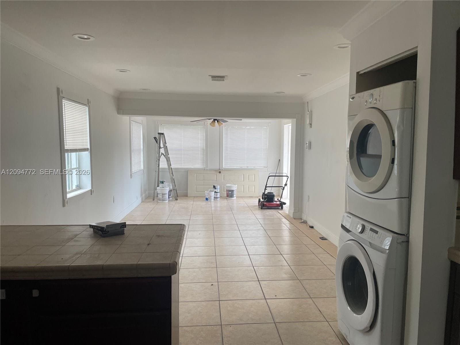 NORTH MIAMI BEACH House: 24 NE 169th St