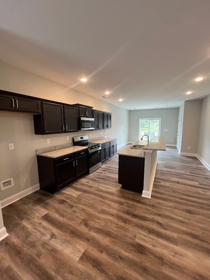 Conway Townhome: 1501 Canal Terrace