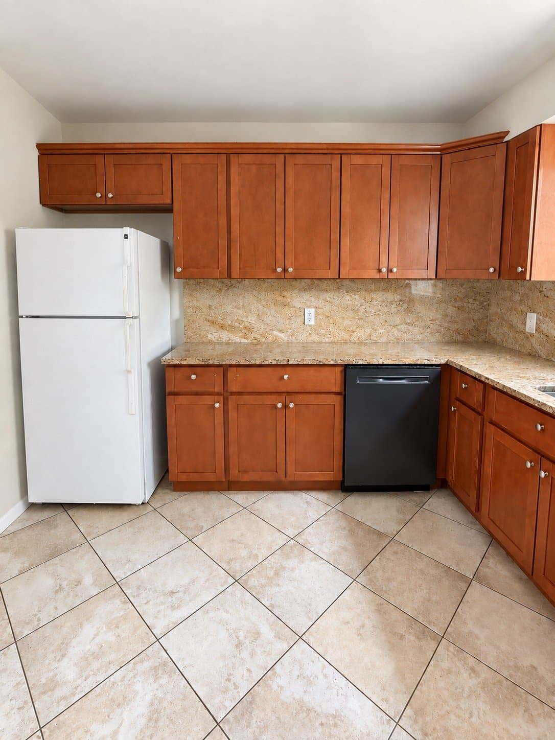 Linden Apartment: 26 East 15th Street