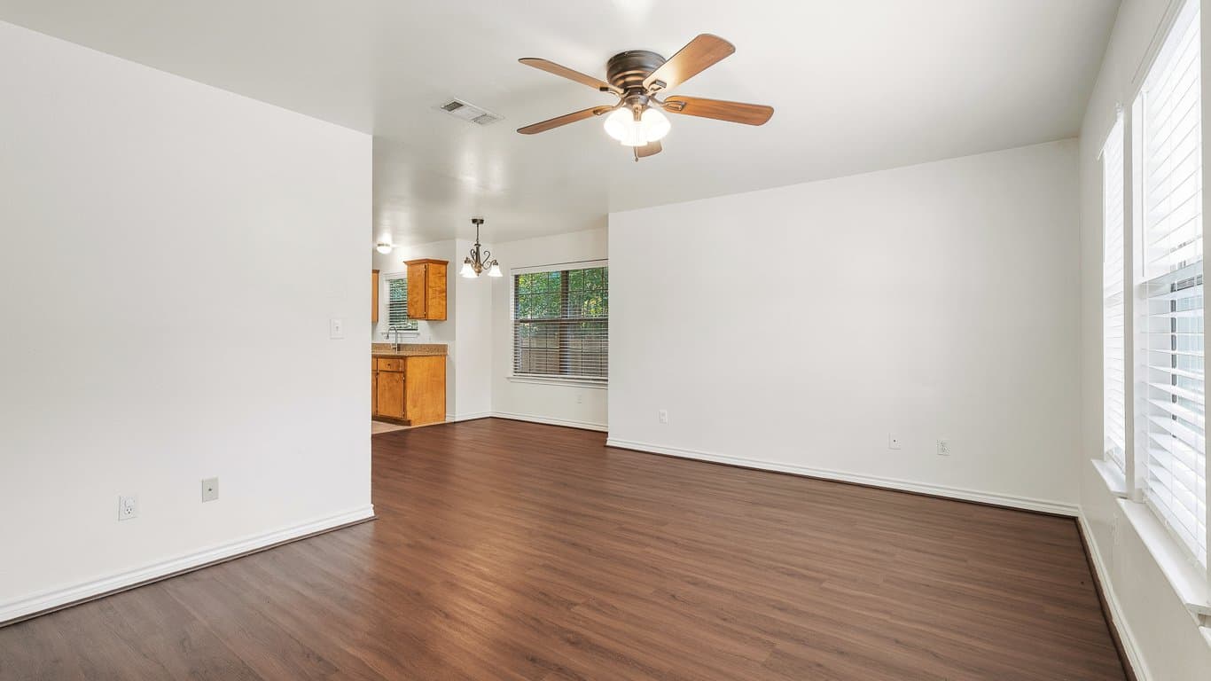 Huntsville Townhome: 126 Yegua Cir