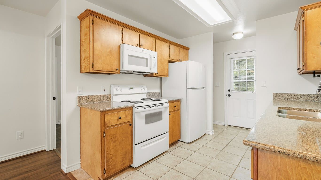 Huntsville Townhome: 126 Yegua Cir
