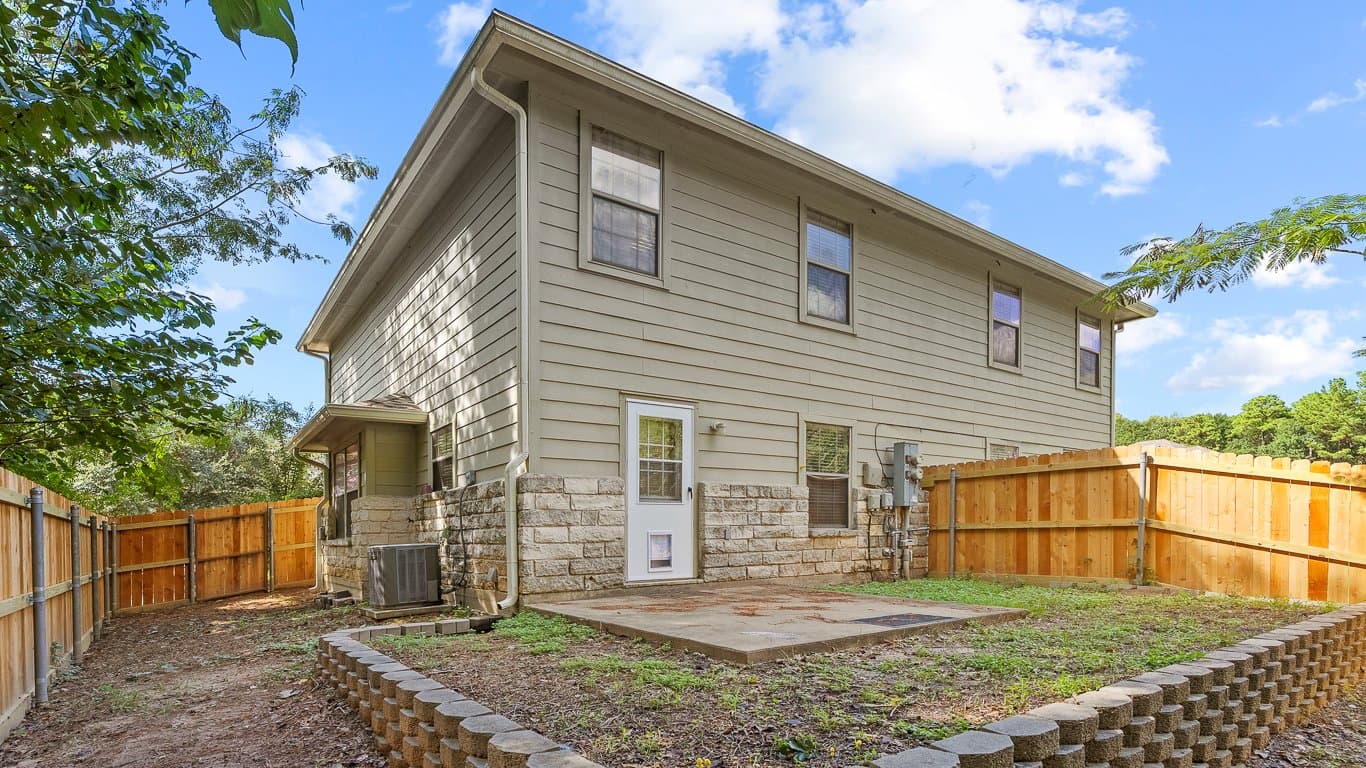 Huntsville Townhome: 126 Yegua Cir
