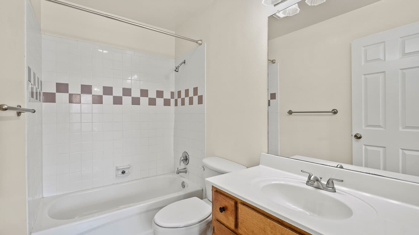Huntsville Townhome: 126 Yegua Cir