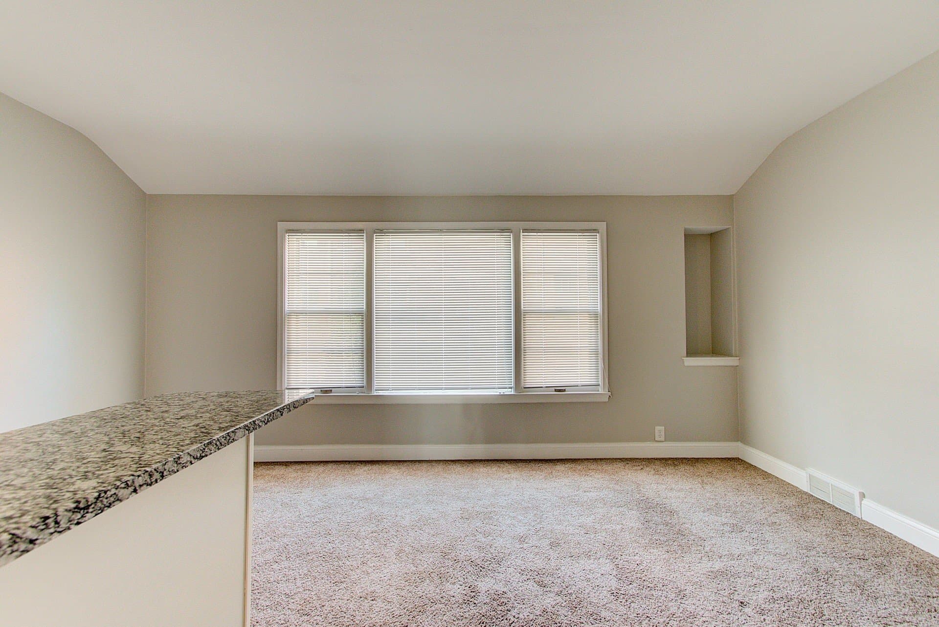Elm Grove Apartment: 1847 N. Prospect Avenue