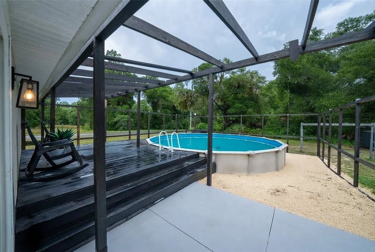 Ocala House: 126 Locust Radl
