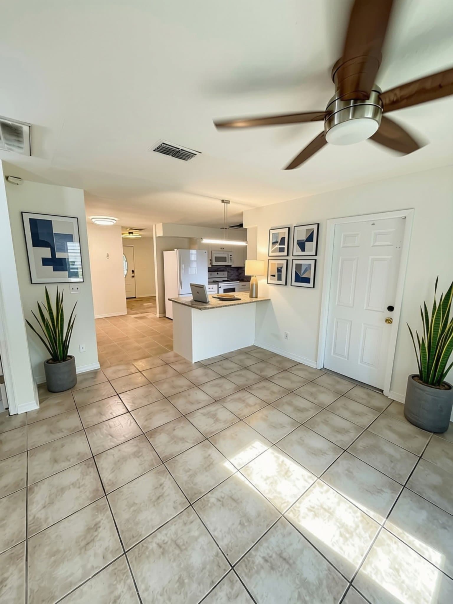 Plant City House: 108 Burchwood Ave