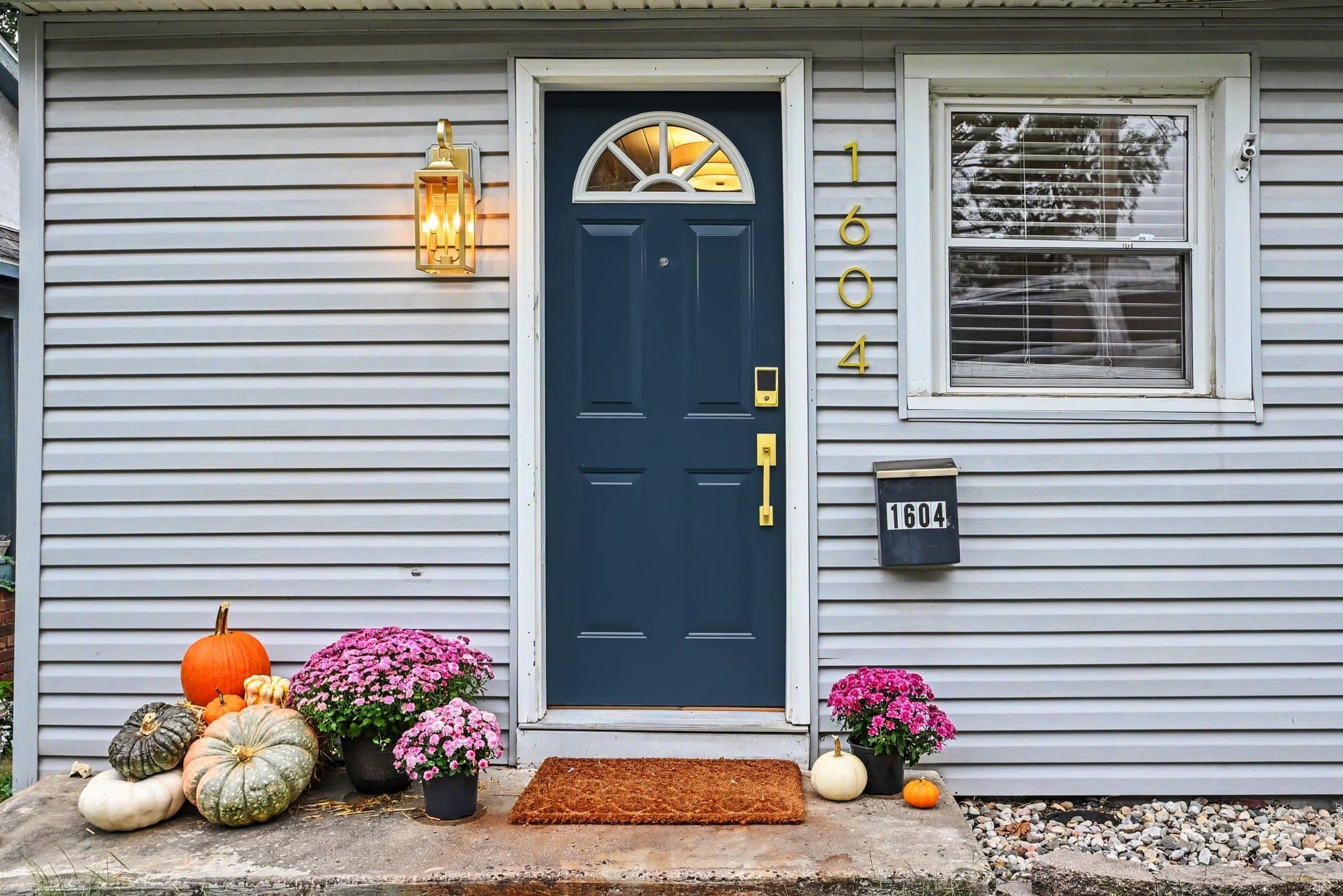 Winona Lake House: 1604 Chestnut Ave