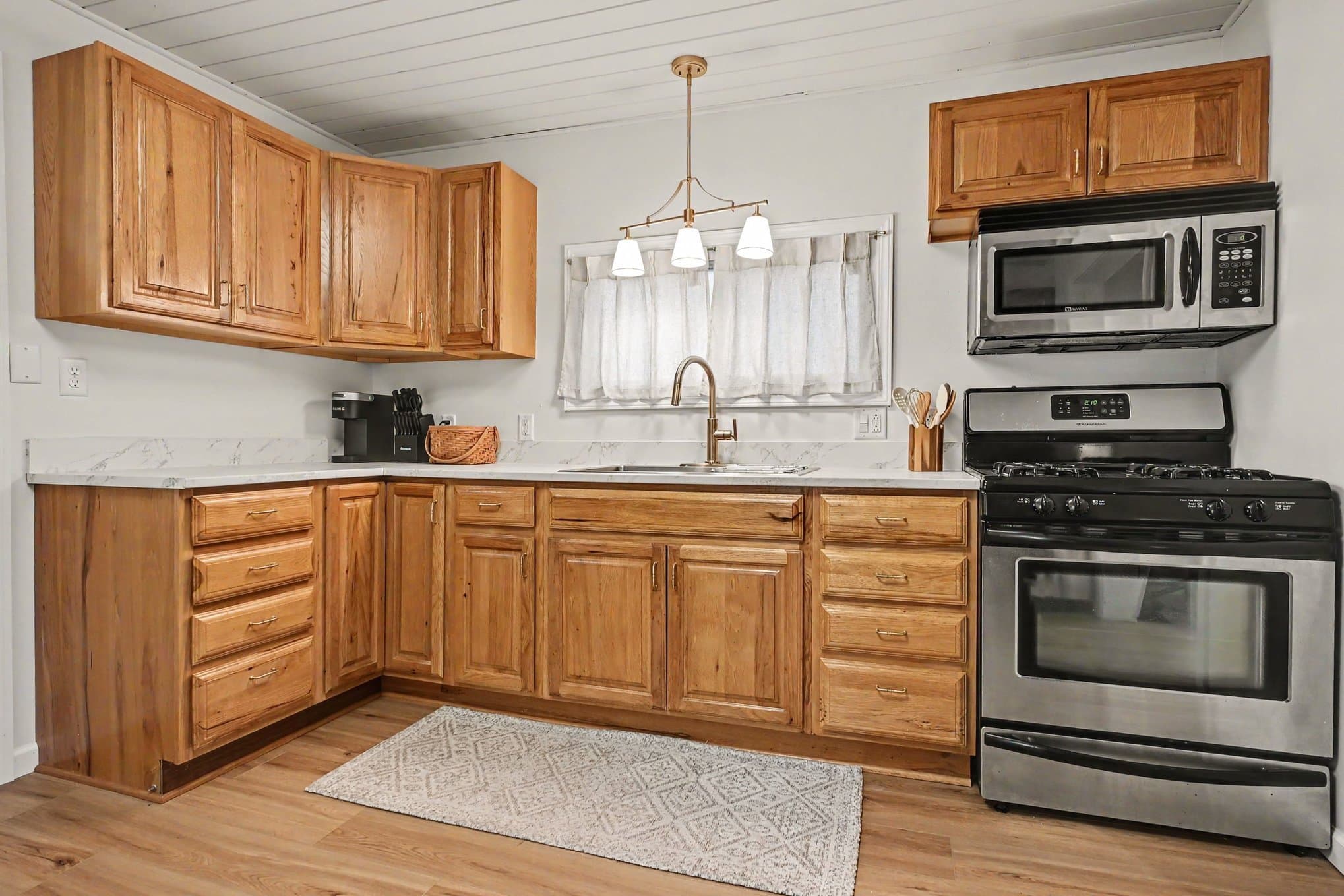 Winona Lake House: 1604 Chestnut Ave