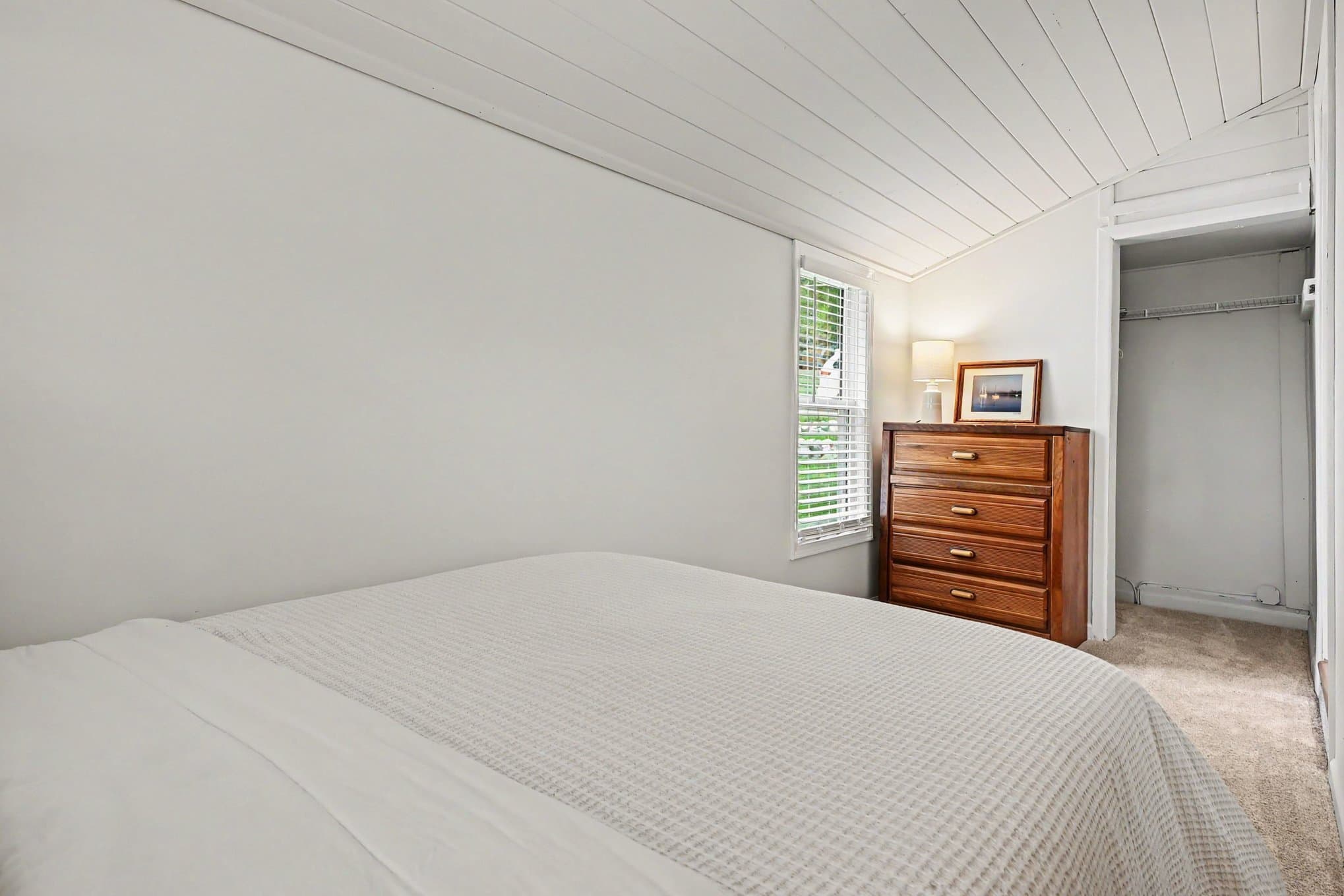 Winona Lake House: 1604 Chestnut Ave