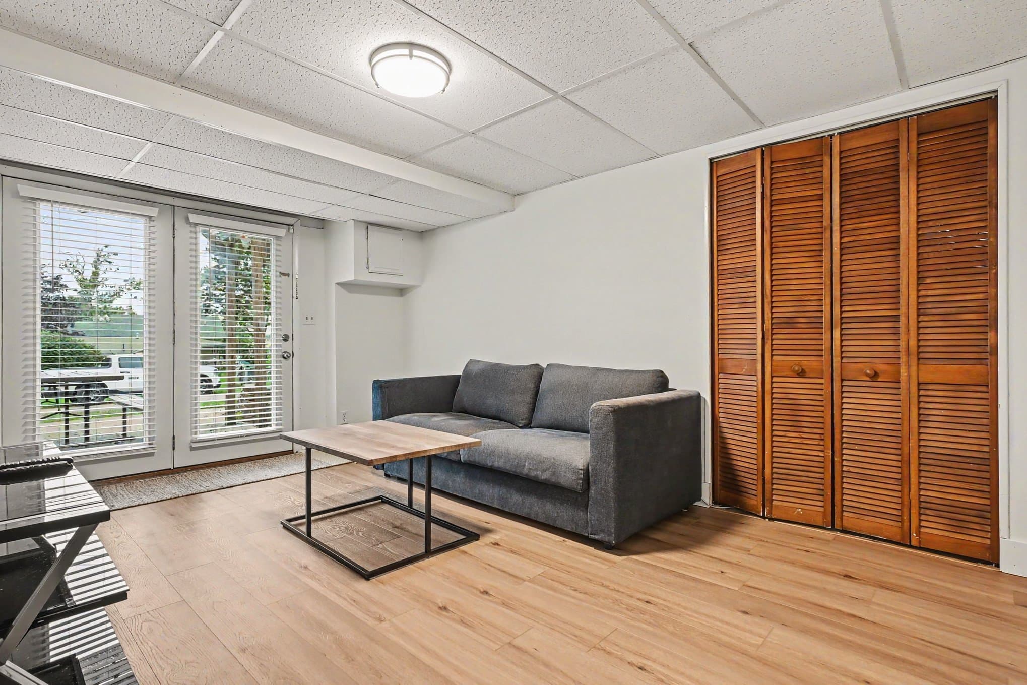 Winona Lake House: 1604 Chestnut Ave