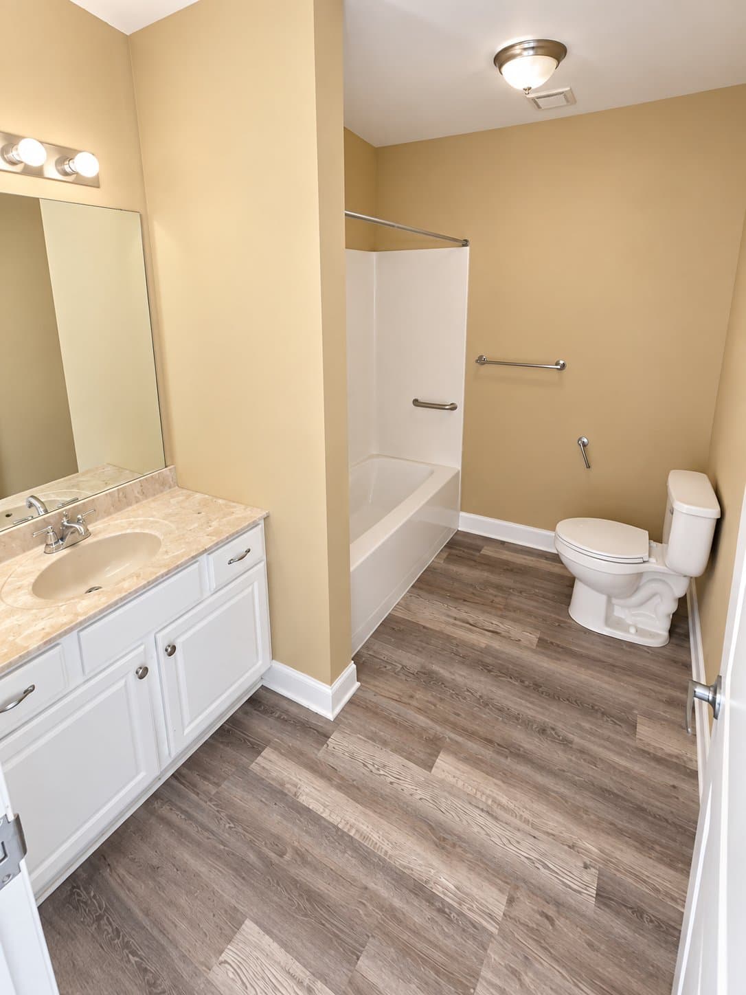 Gloversville Apartment: 11 Fremont St