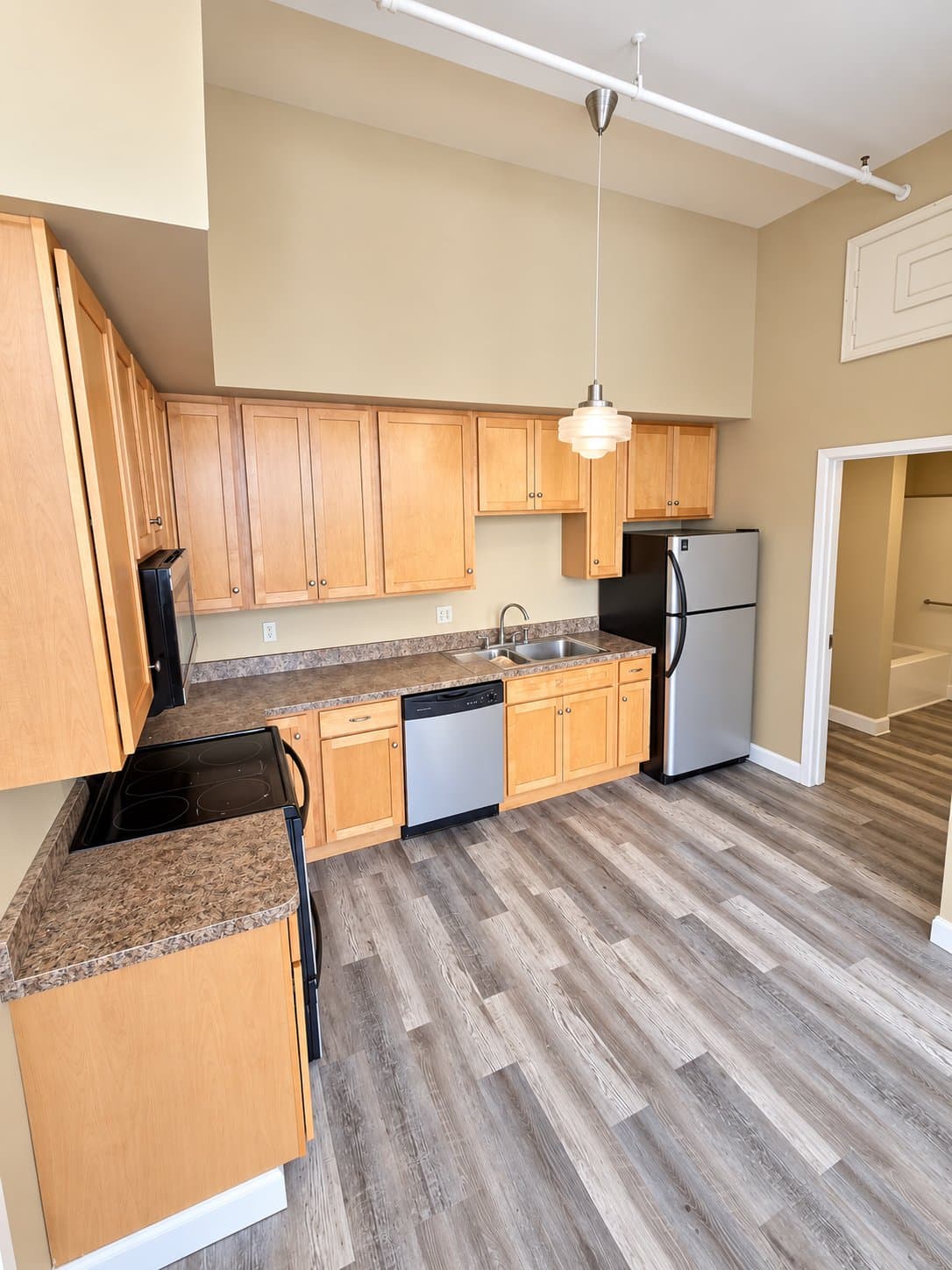 Gloversville Apartment: 11 Fremont St