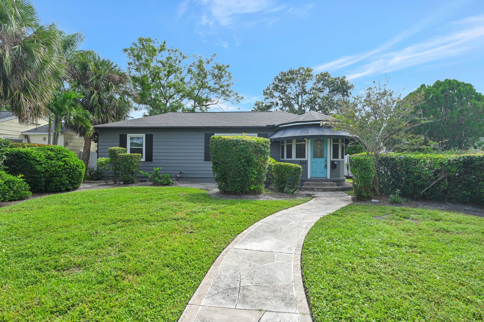 St Petersburg House: 446 37th Ave NE