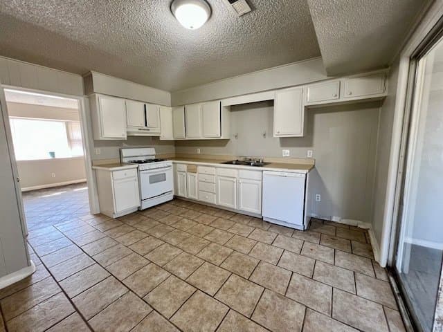 Rogers House: 1405 N Margaret Place