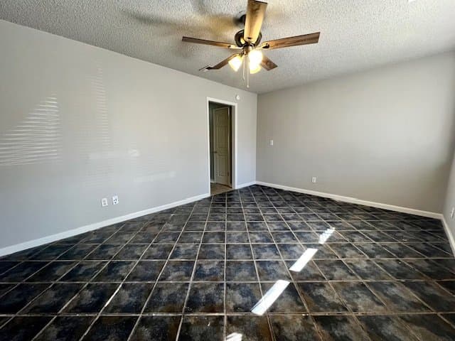 Rogers House: 1405 N Margaret Place