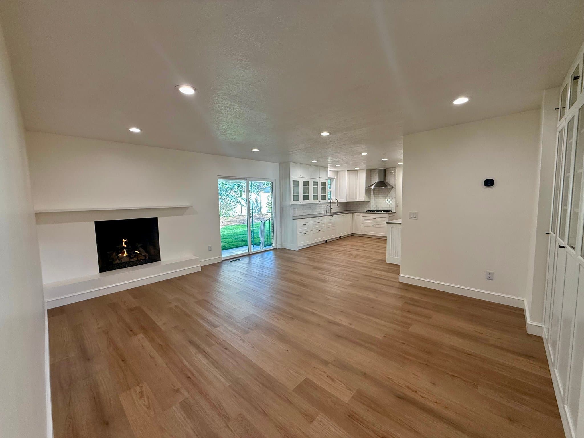 Sandy House: 8489 S Sun Valley Dr