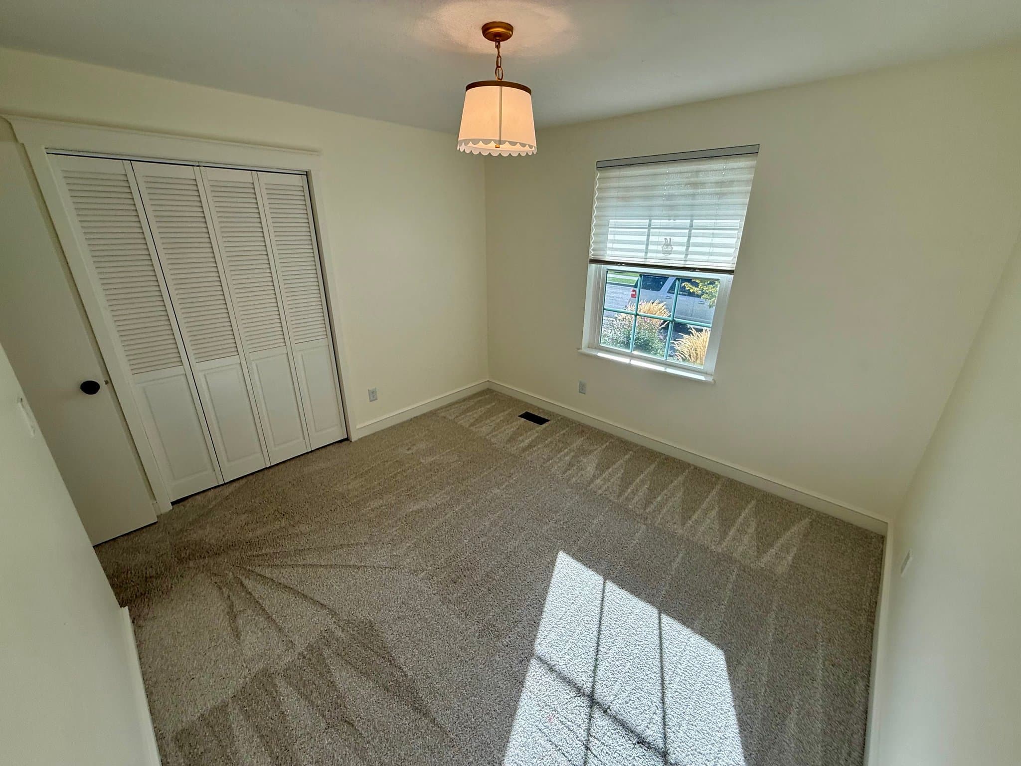 Sandy House: 8489 S Sun Valley Dr