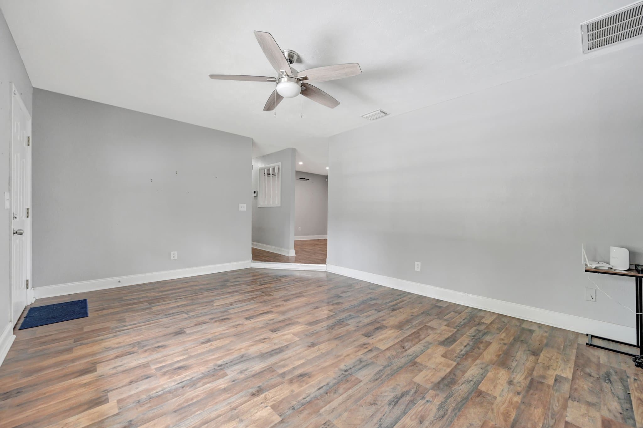 Seffner House: 1234 Oak Valley Dr