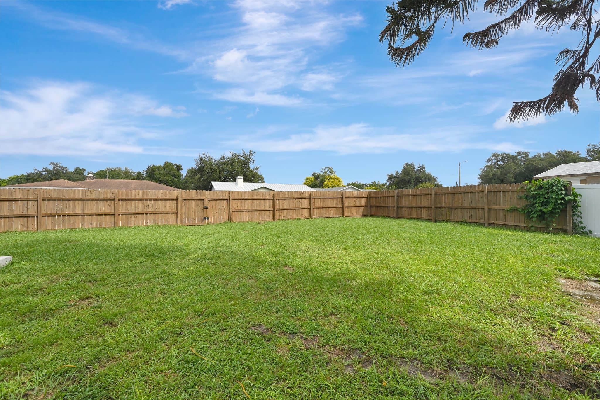 Seffner House: 1234 Oak Valley Dr