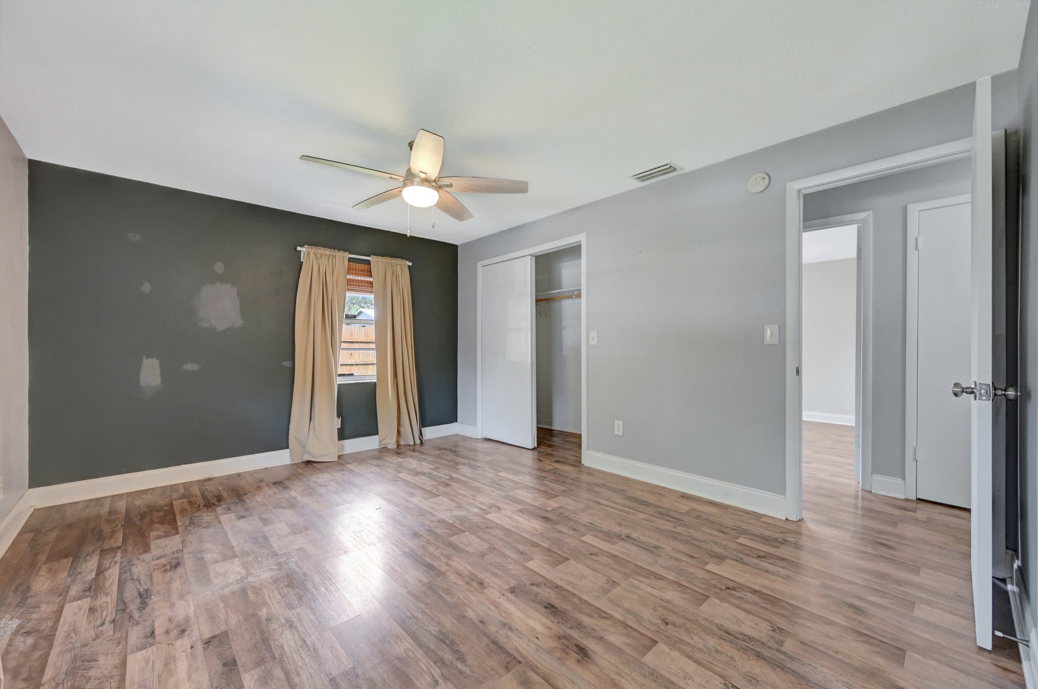 Seffner House: 1234 Oak Valley Dr