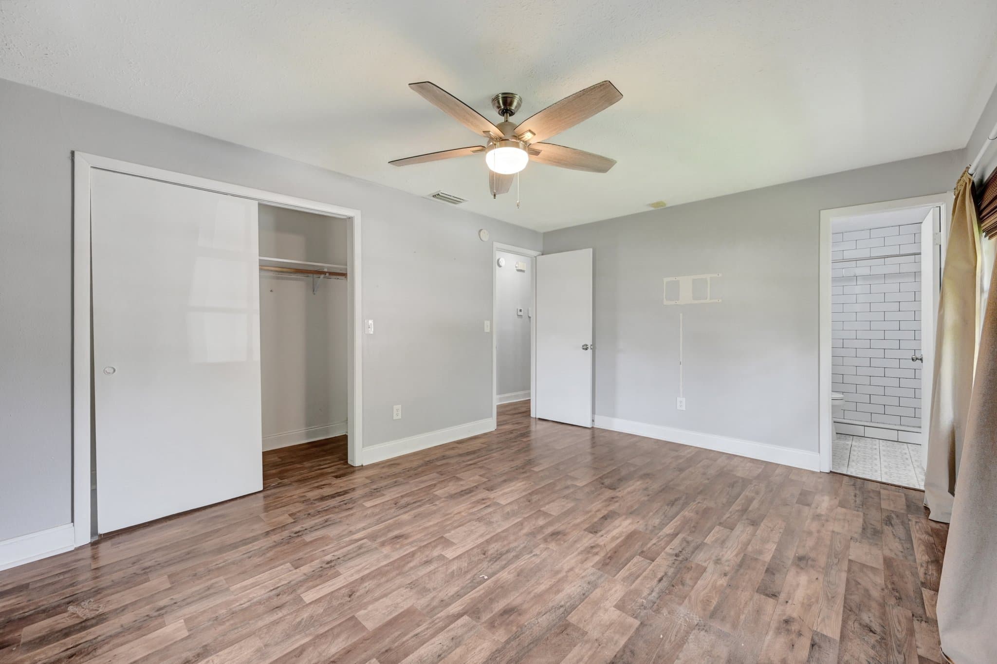 Seffner House: 1234 Oak Valley Dr