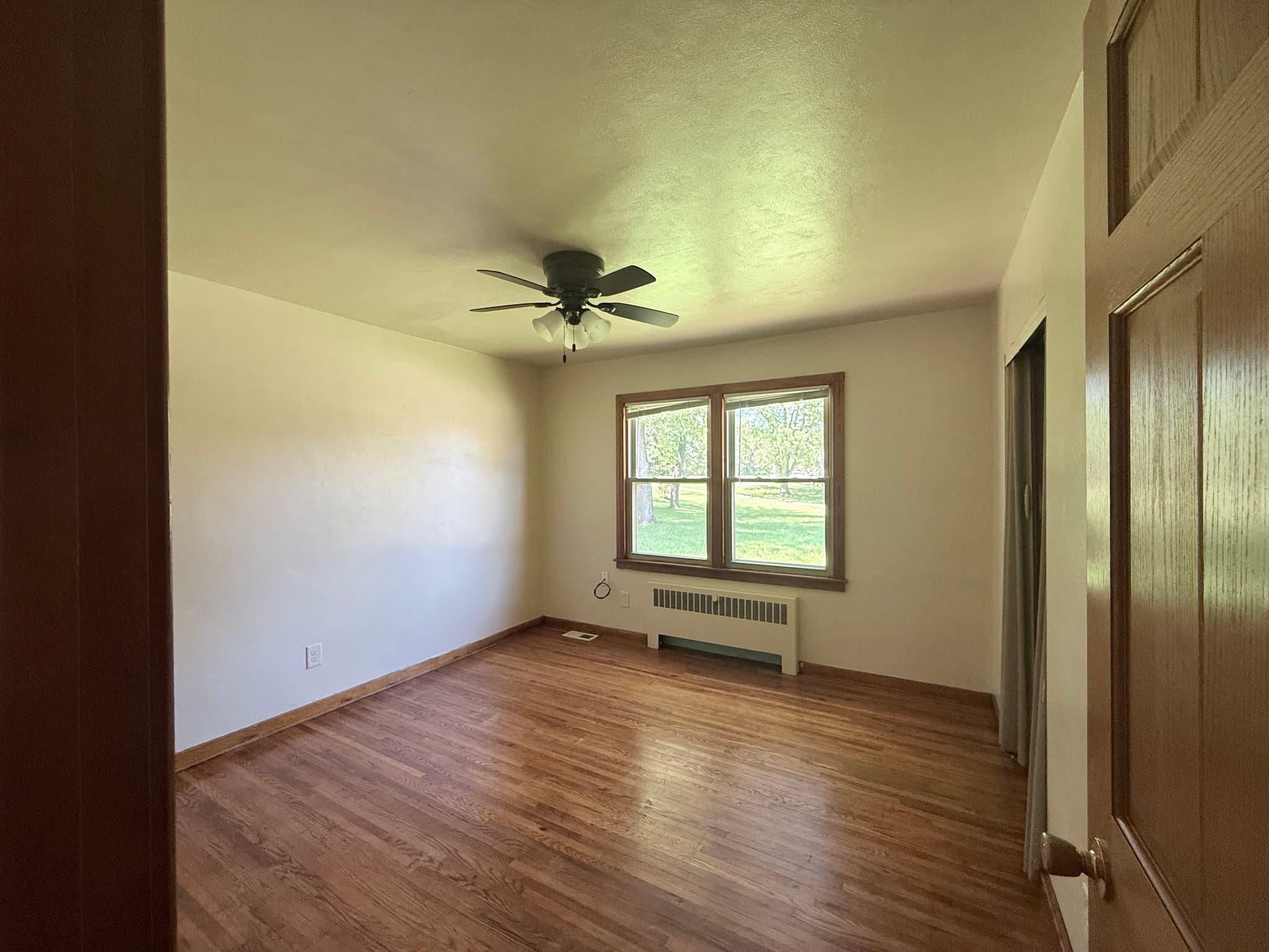 Clintonville House: N10652 Lakeshore Dr