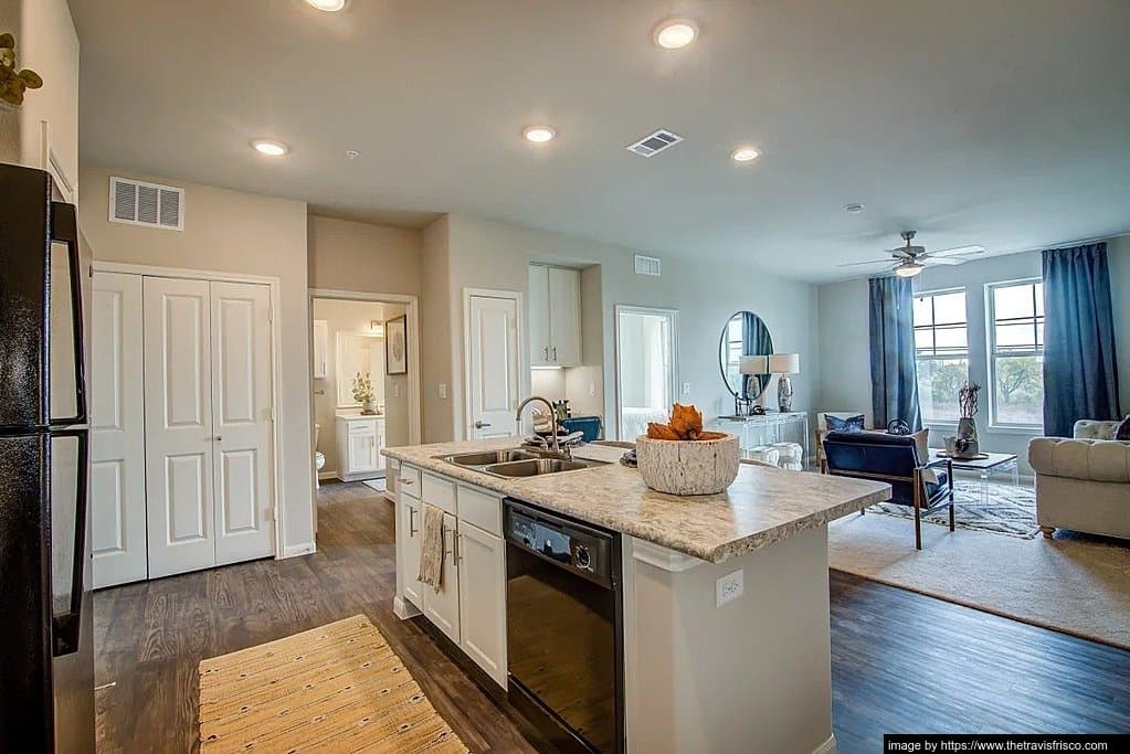 Frisco Apartment: 900 Gordon Heights Ln