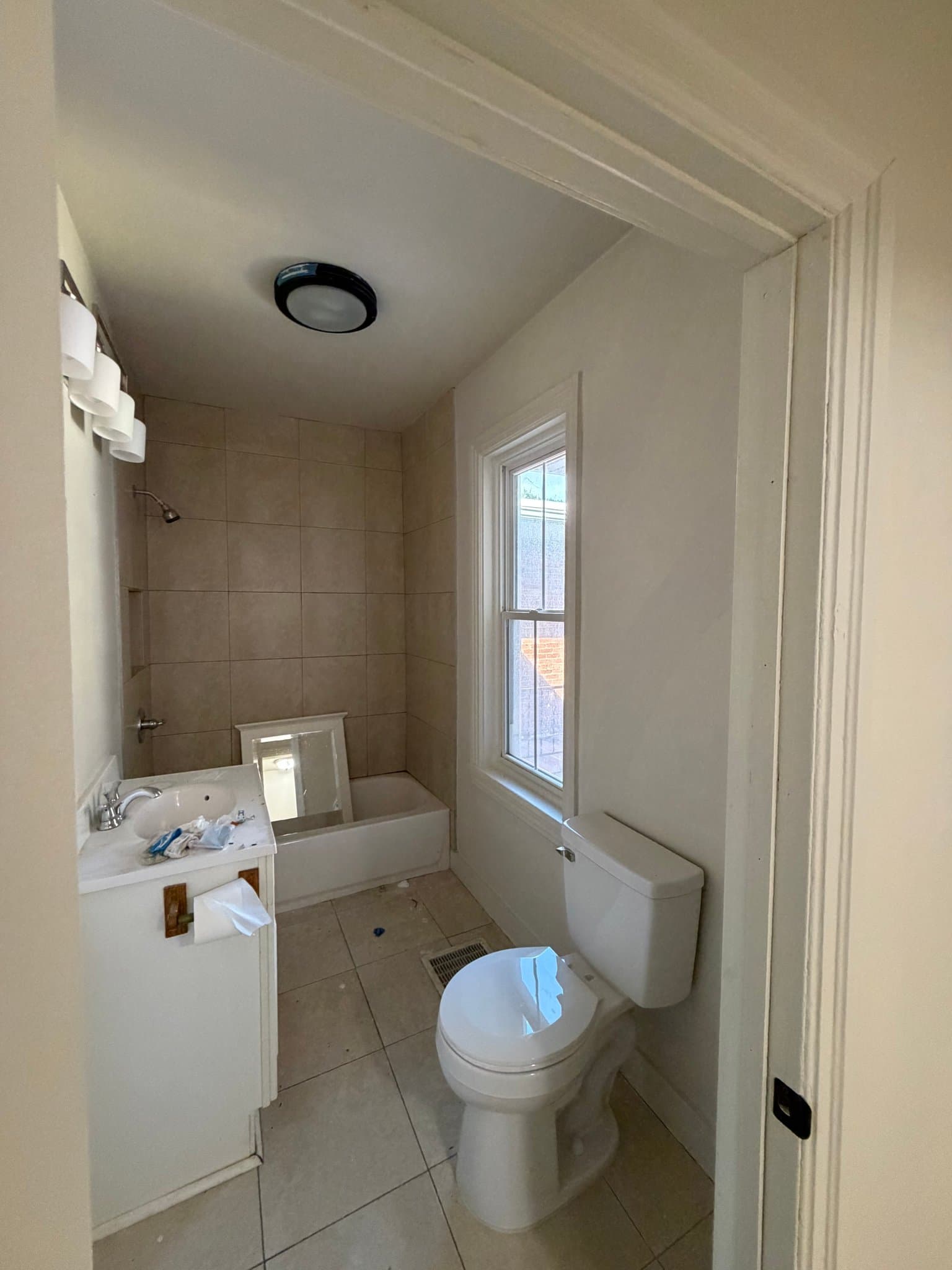 Columbia Townhome: 645 Plane St