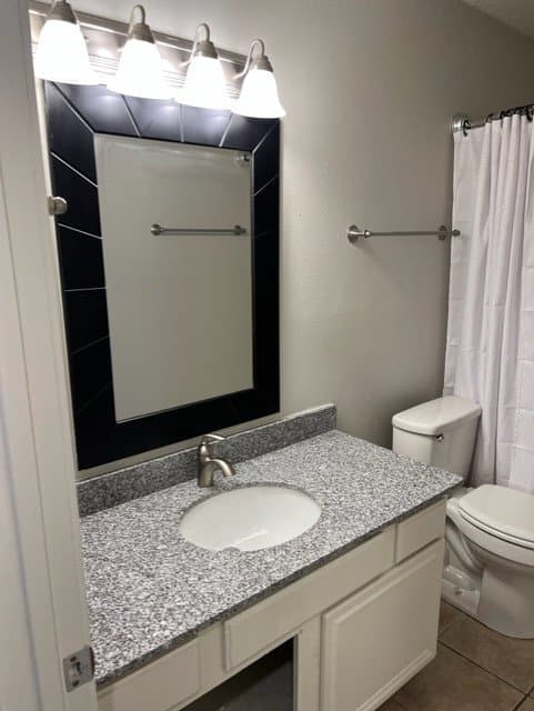 Bentonville Multiplex: 424 SE G St