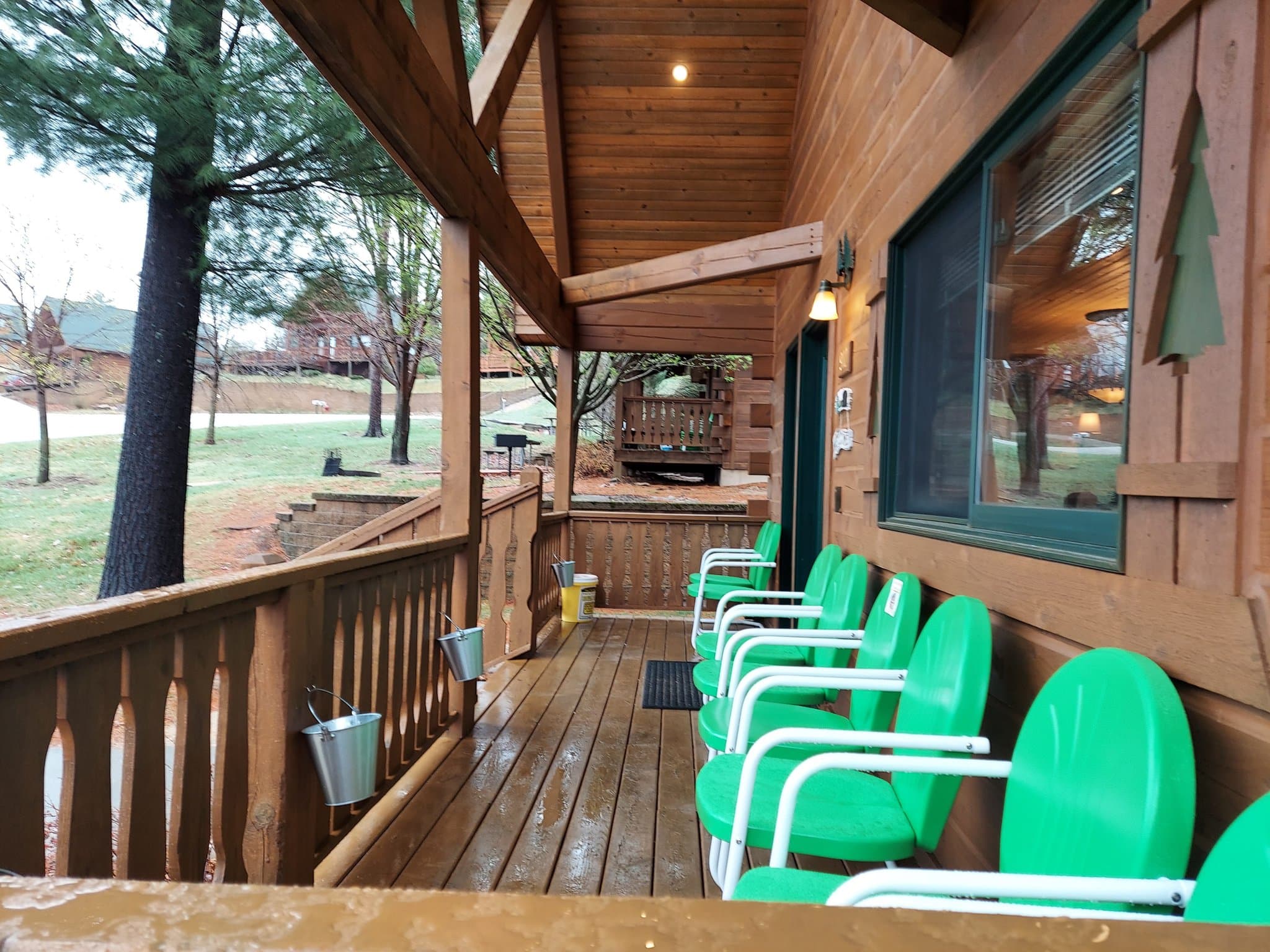 Warrens House: 912 Paddle Boat ct