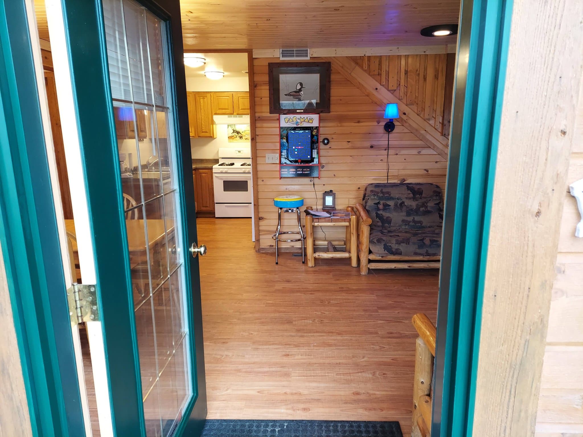 Warrens House: 912 Paddle Boat ct