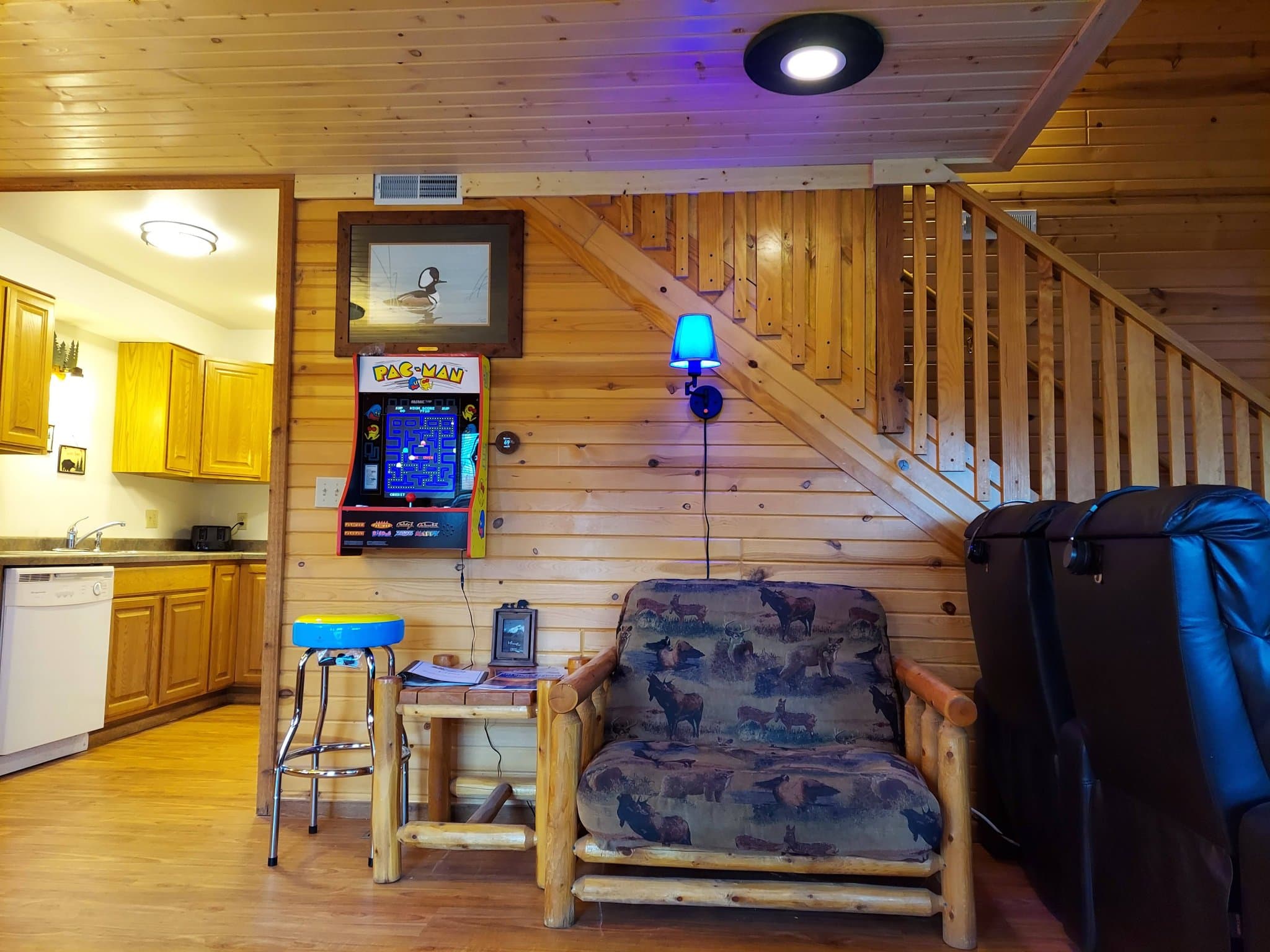 Warrens House: 912 Paddle Boat ct