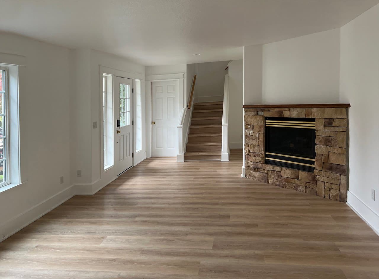 Seaside Townhome: 1644 Cooper St