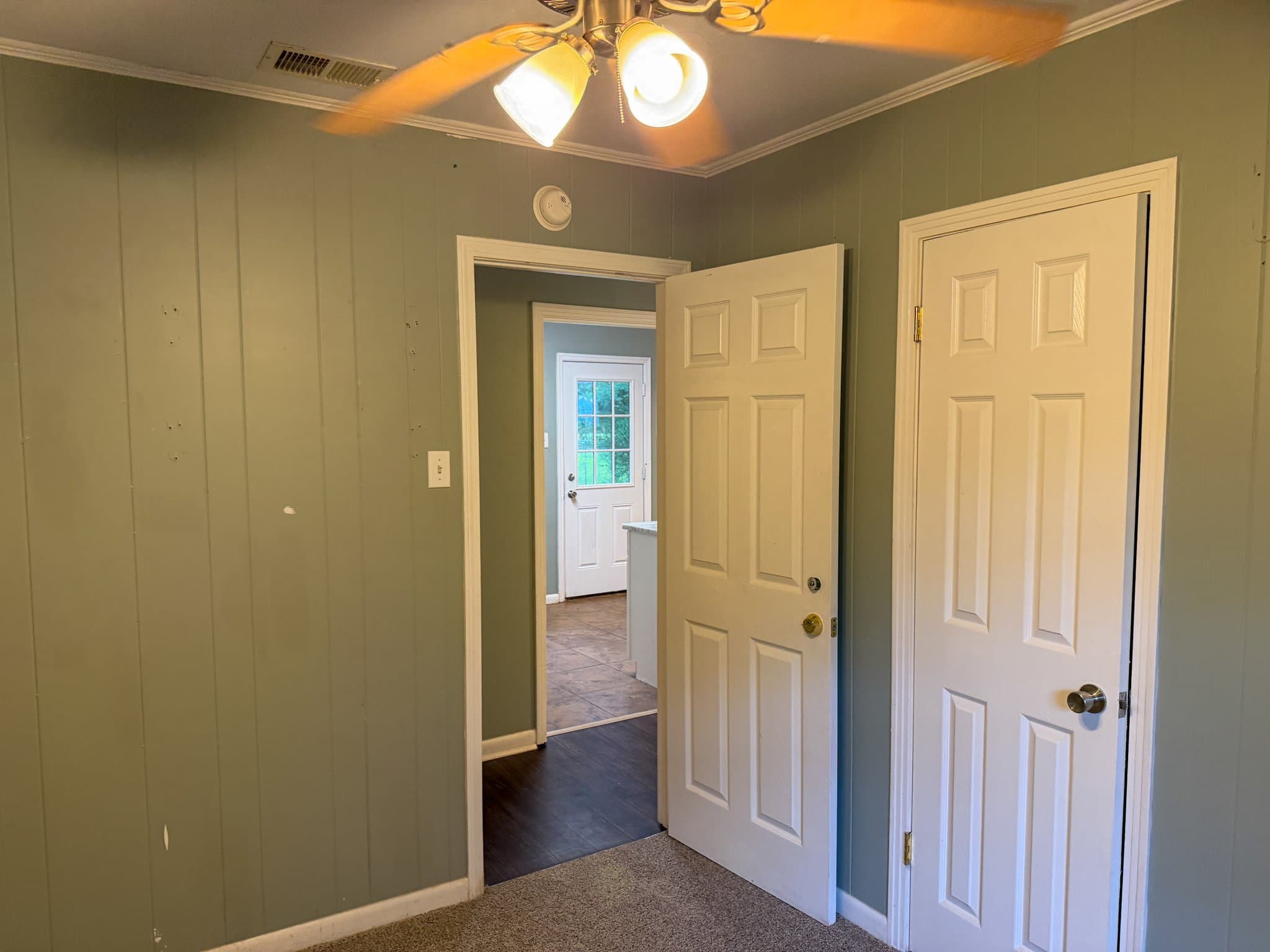Mobile House: 8061 Valmoral Dr