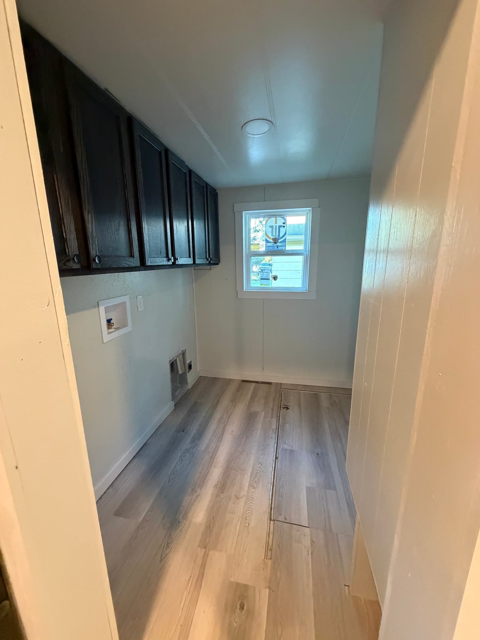 Bloomfield House: 110 N 1st St