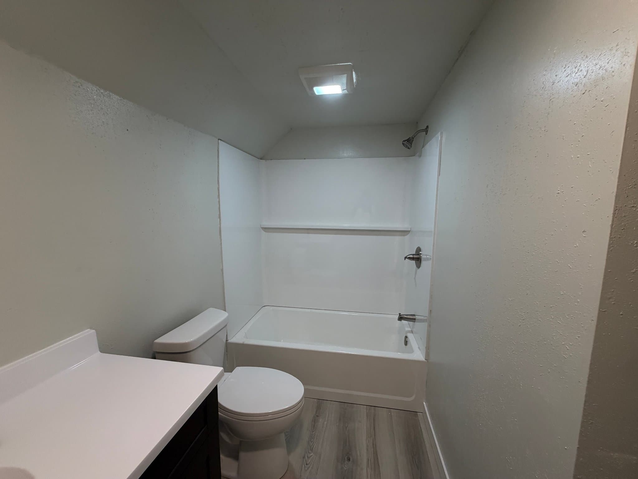 Bloomfield House: 110 N 1st St
