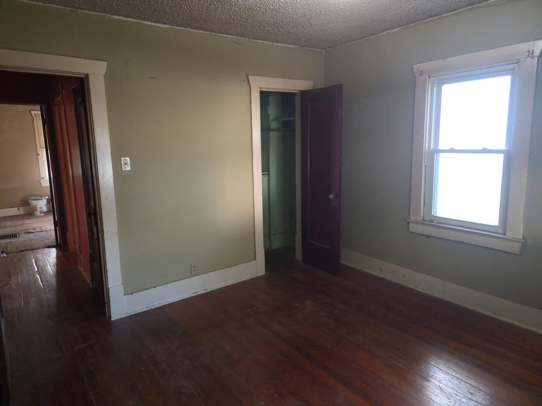 Decatur House: 2081 North College Street