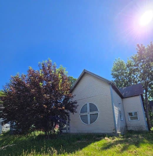 Marion House: 1517 S Branson St Marion IN 46953