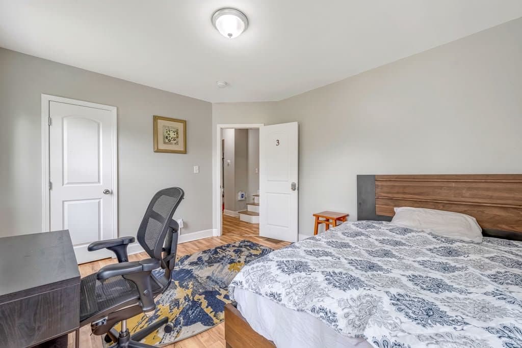 Atlanta Single Room: 761 Kennolia Dr SW