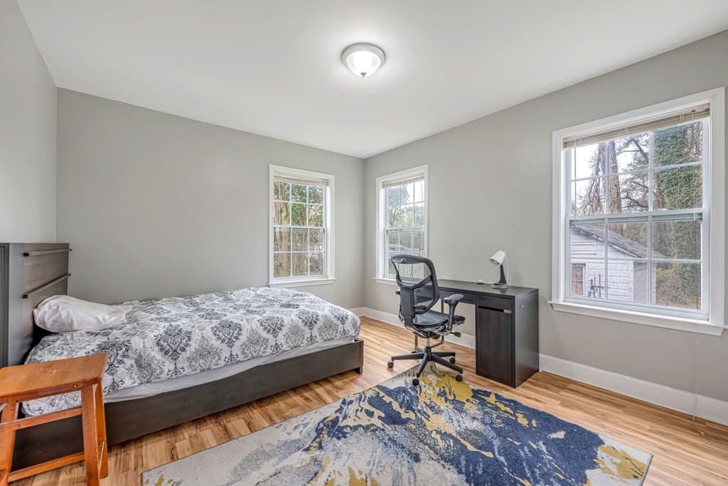 Atlanta Single Room: 761 Kennolia Dr SW