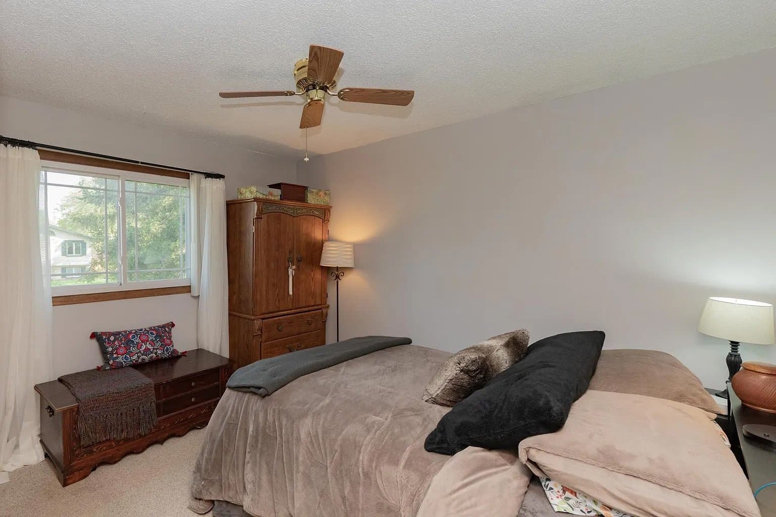 Brooklyn Park House: 7833 N College Park Dr